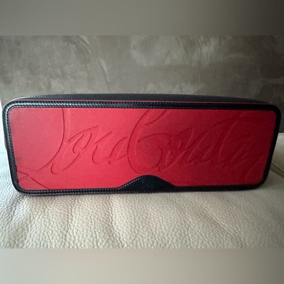 SOLD- Christian Louboutin Cabata Leather tote - Picture 4 of 5